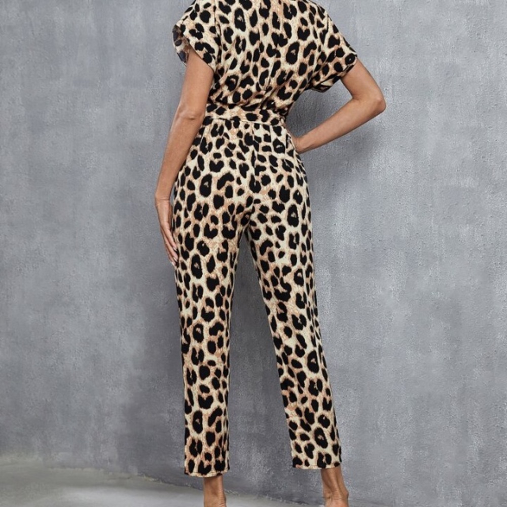 Leopard Print Jumpsuit - Picture 4 of 17
